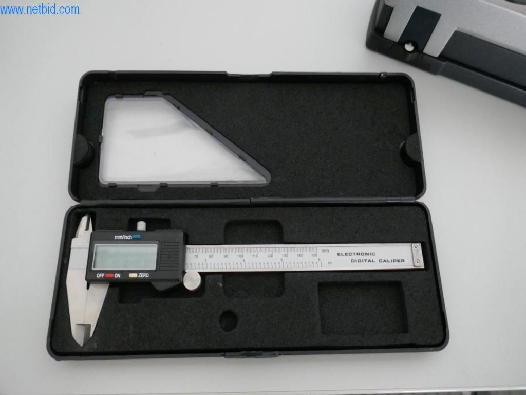 Tiskařské a třídicí stroje-4