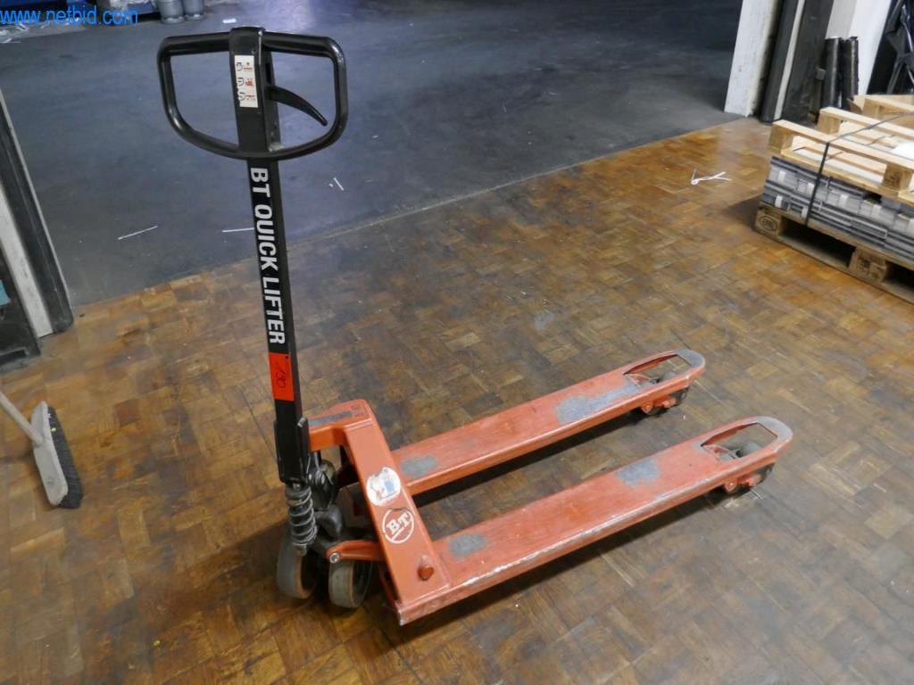 Tiskařské a třídicí stroje-1