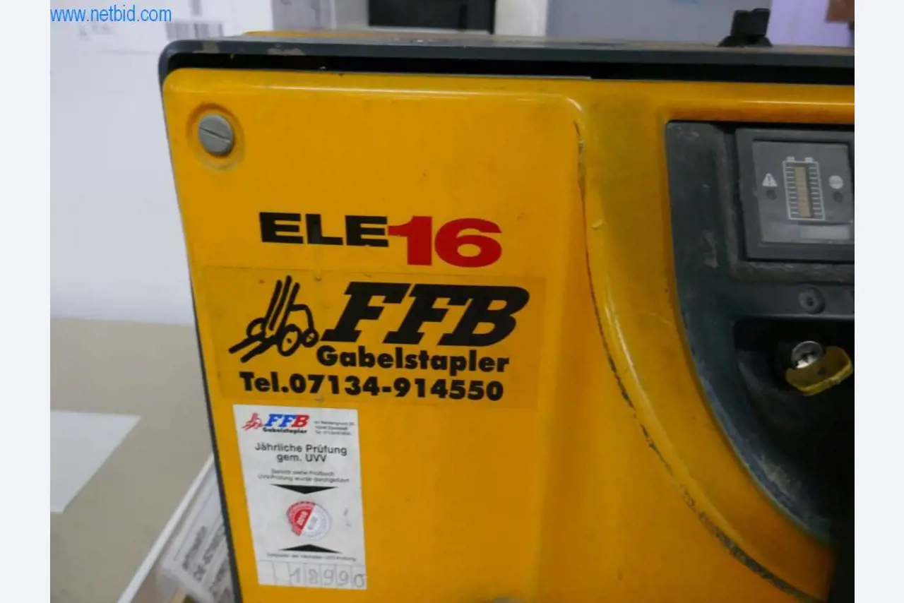 Maschinen aus dem Bereich Drucken und Sortieren-2