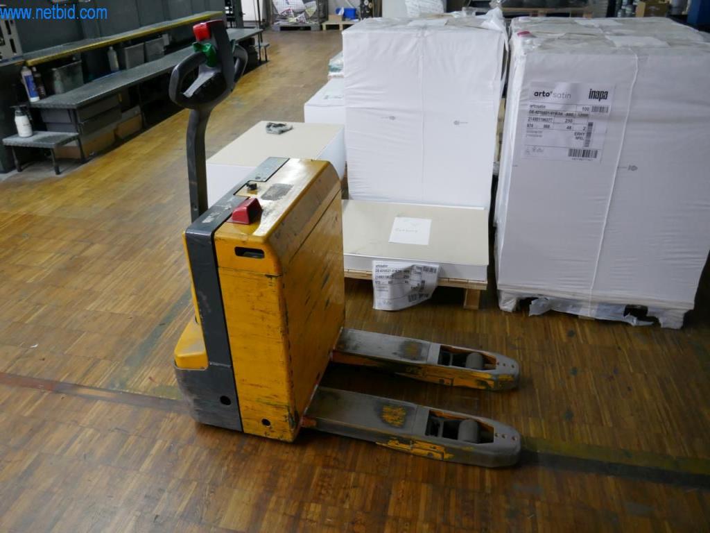 Tiskařské a třídicí stroje-3