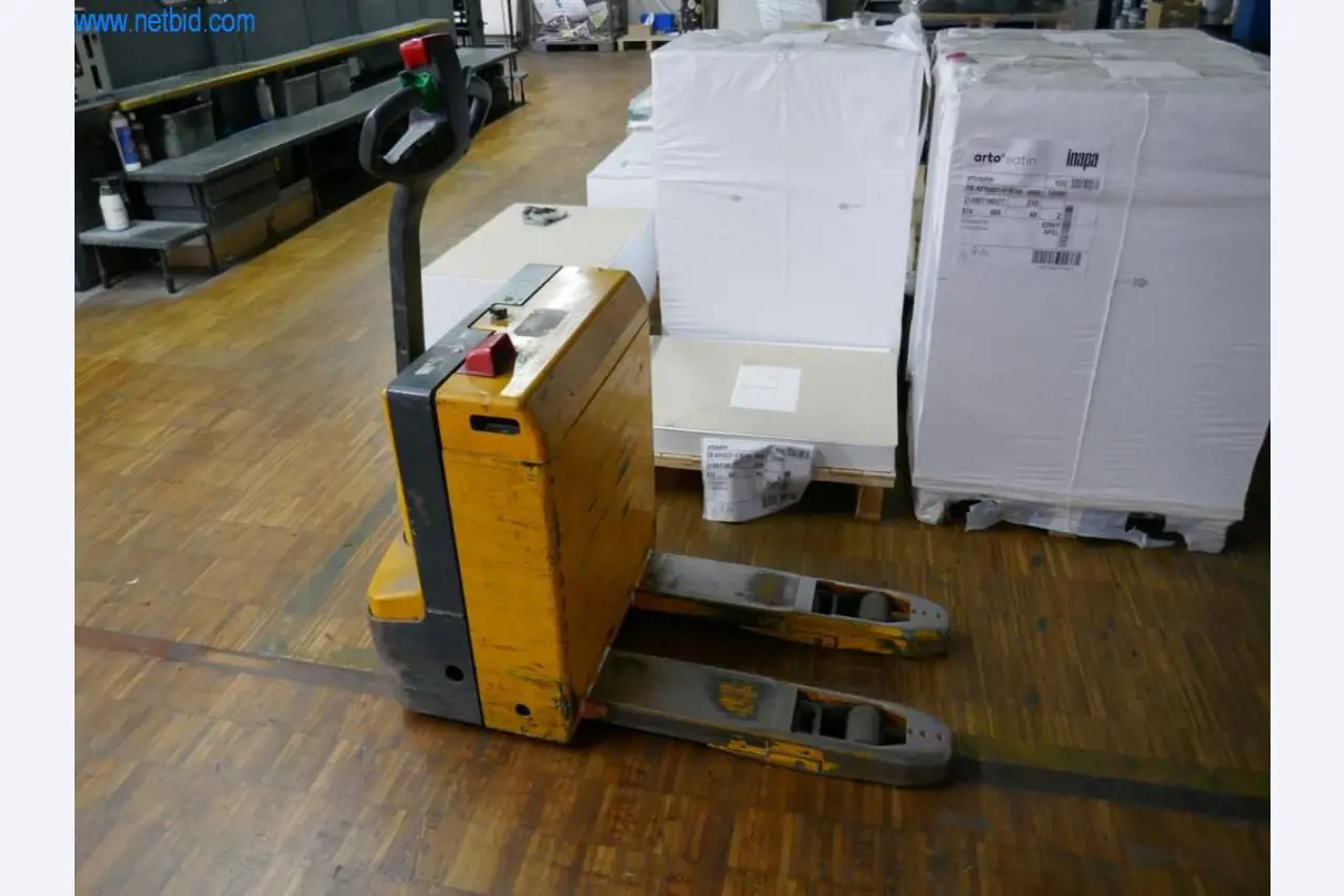 Maschinen aus dem Bereich Drucken und Sortieren-3