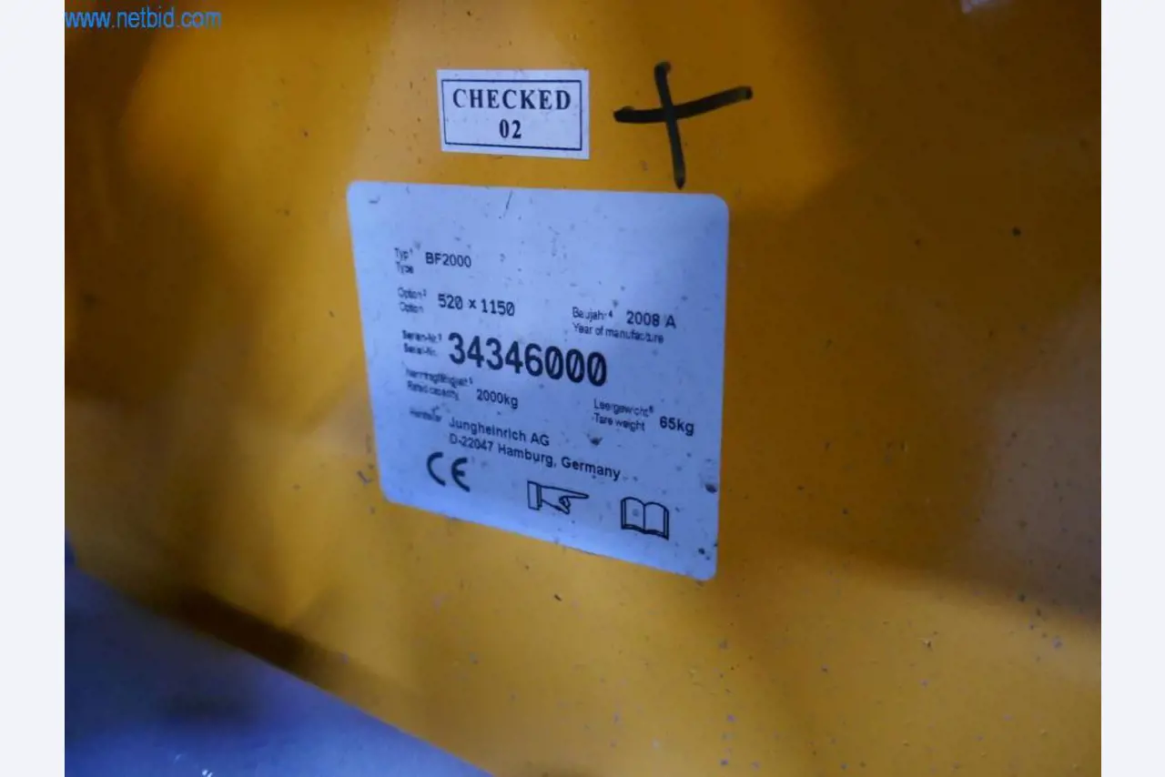 Tiskařské a třídicí stroje-2