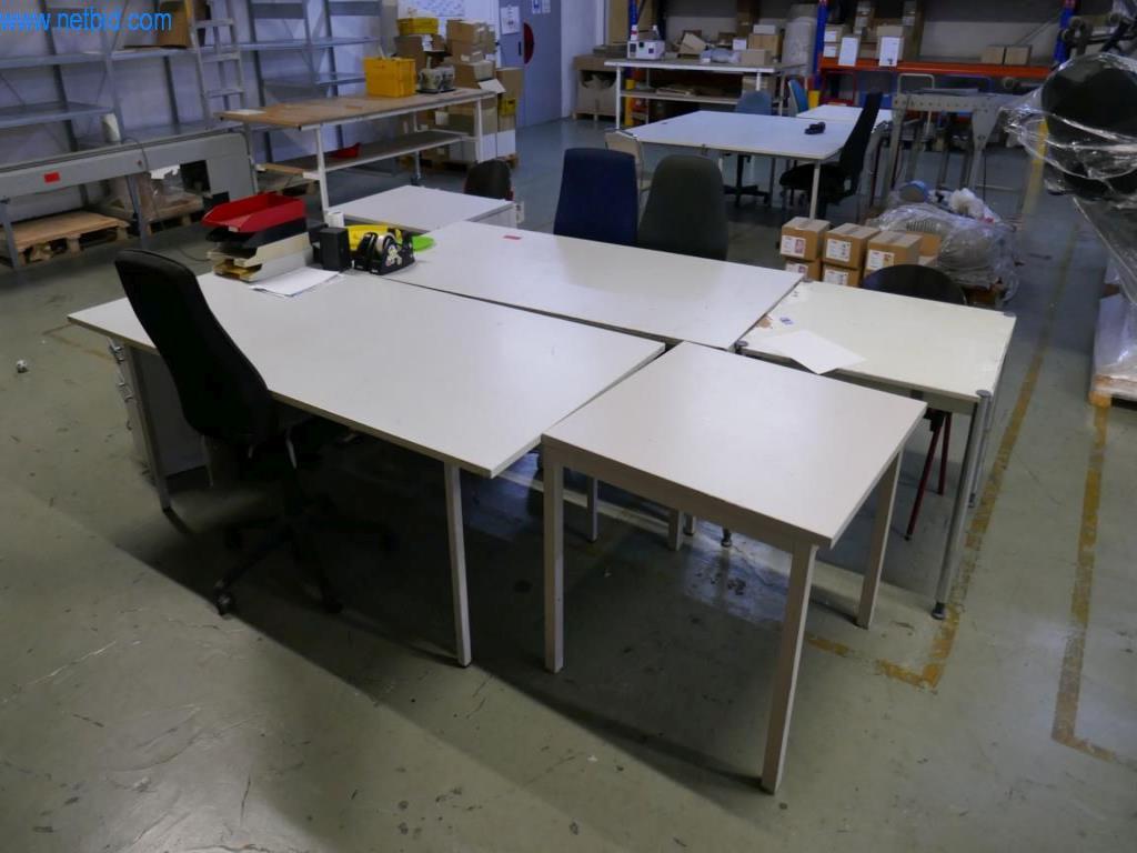 Maschinen aus dem Bereich Drucken und Sortieren-1