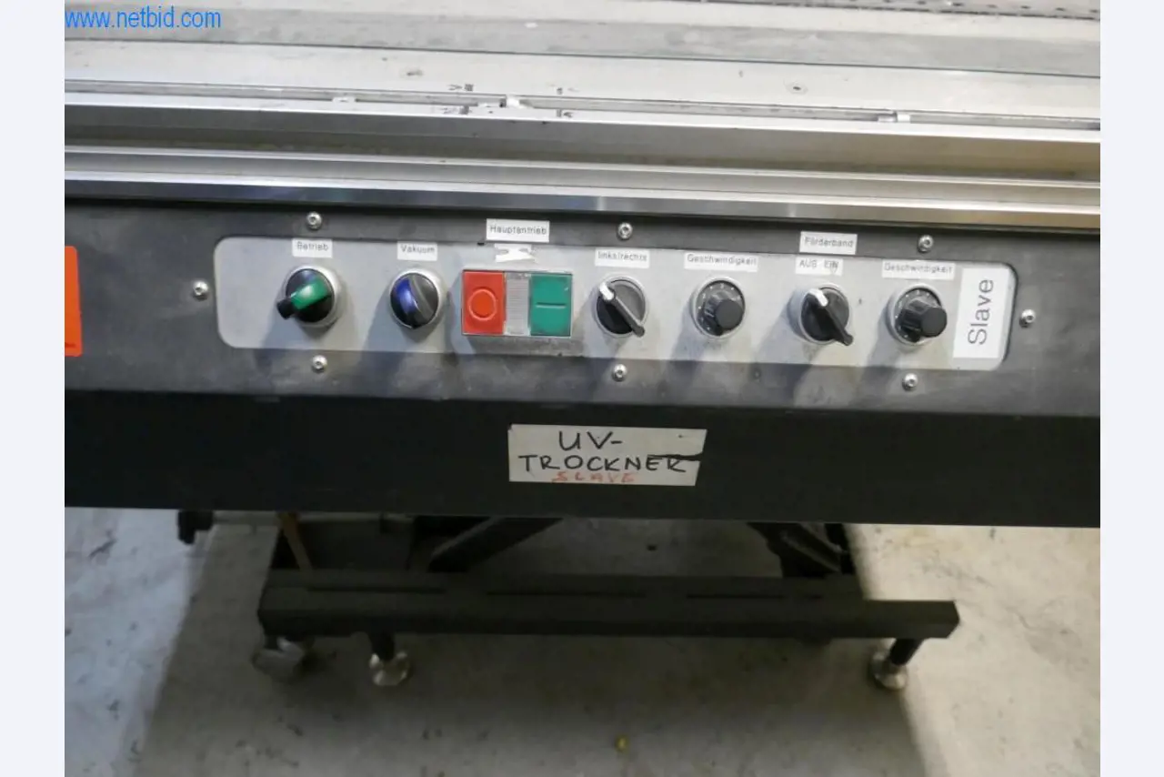 Tiskařské a třídicí stroje-2