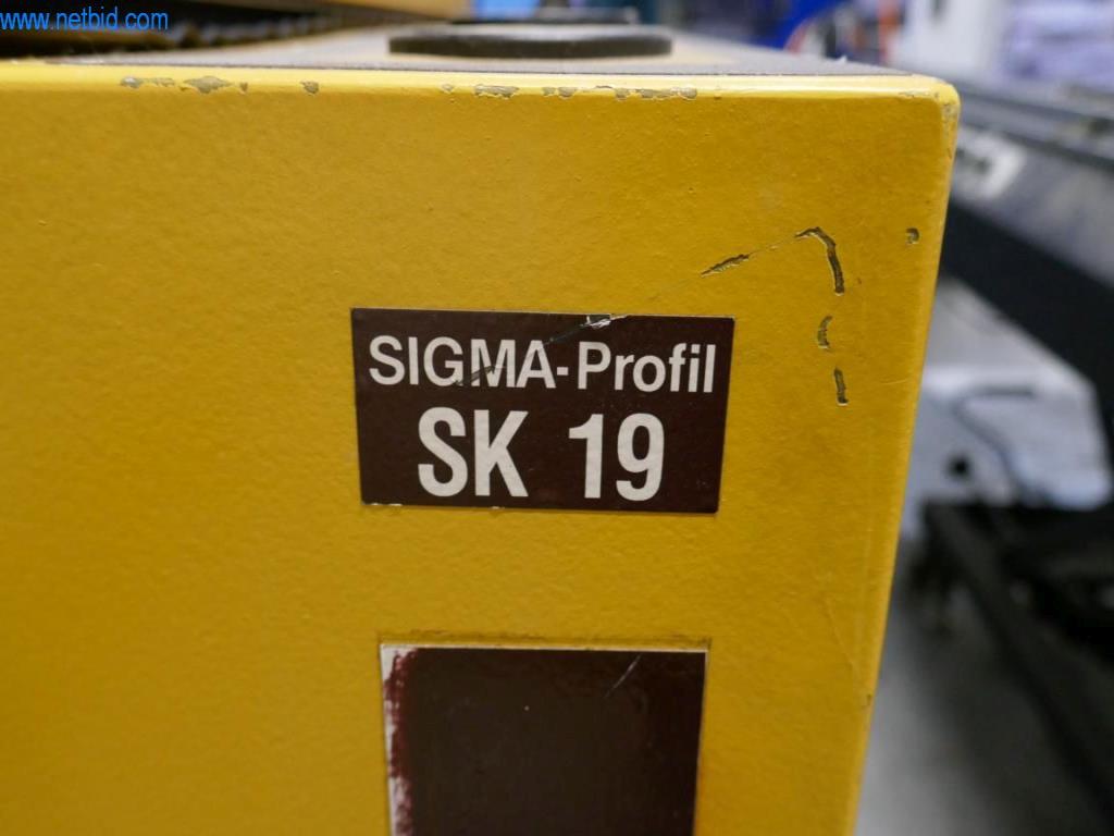 Tiskařské a třídicí stroje-3