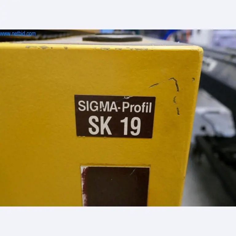 Tiskařské a třídicí stroje-3