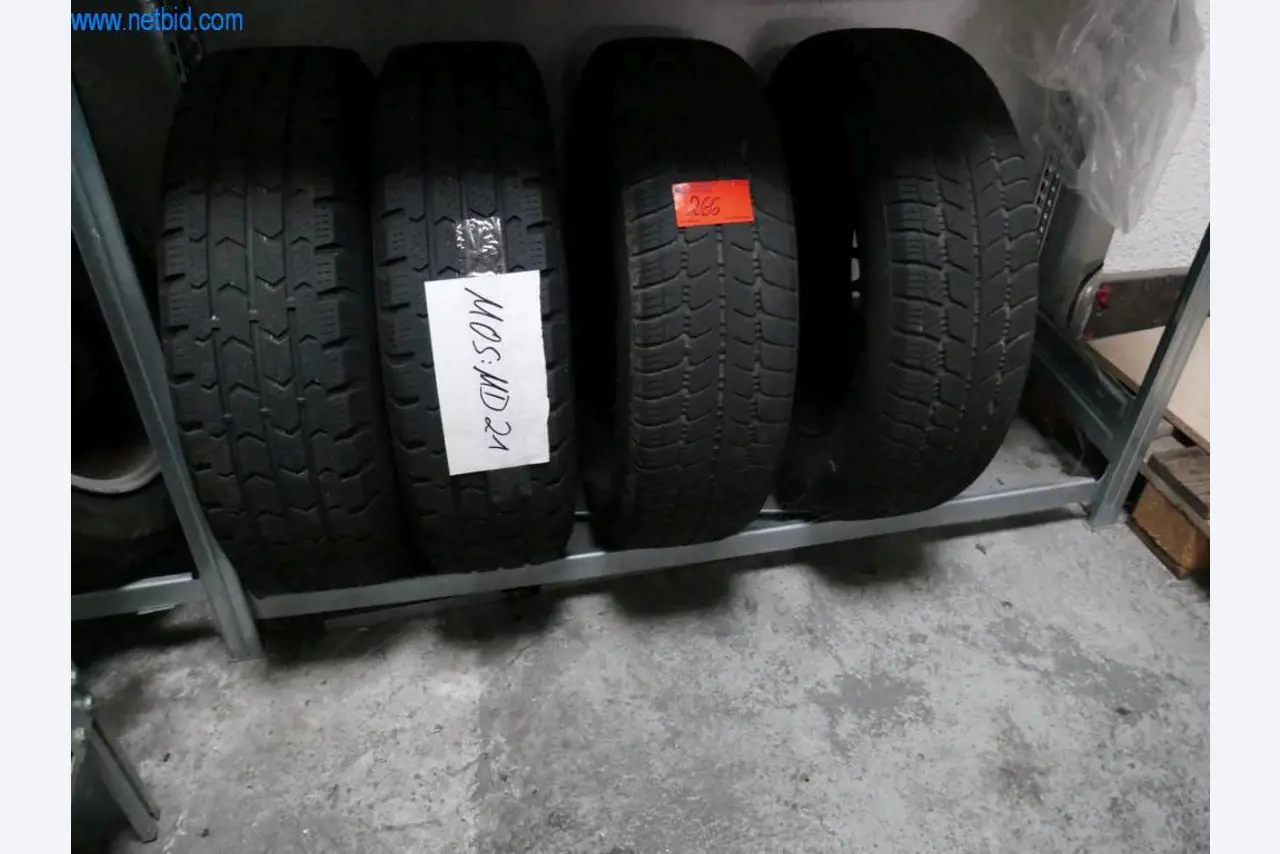 Tiskařské a třídicí stroje-1