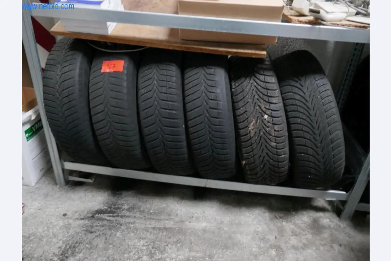 Maschinen aus dem Bereich Drucken und Sortieren-1