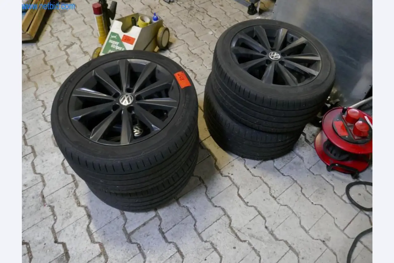 Tiskařské a třídicí stroje-1