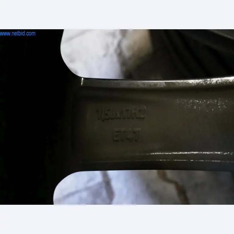 Tiskařské a třídicí stroje-3