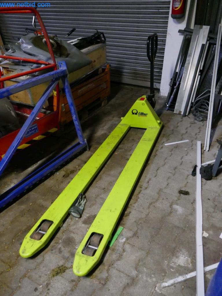 Tiskařské a třídicí stroje-1