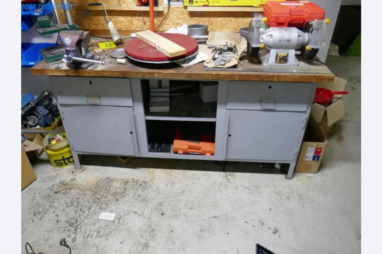 Tiskařské a třídicí stroje-1