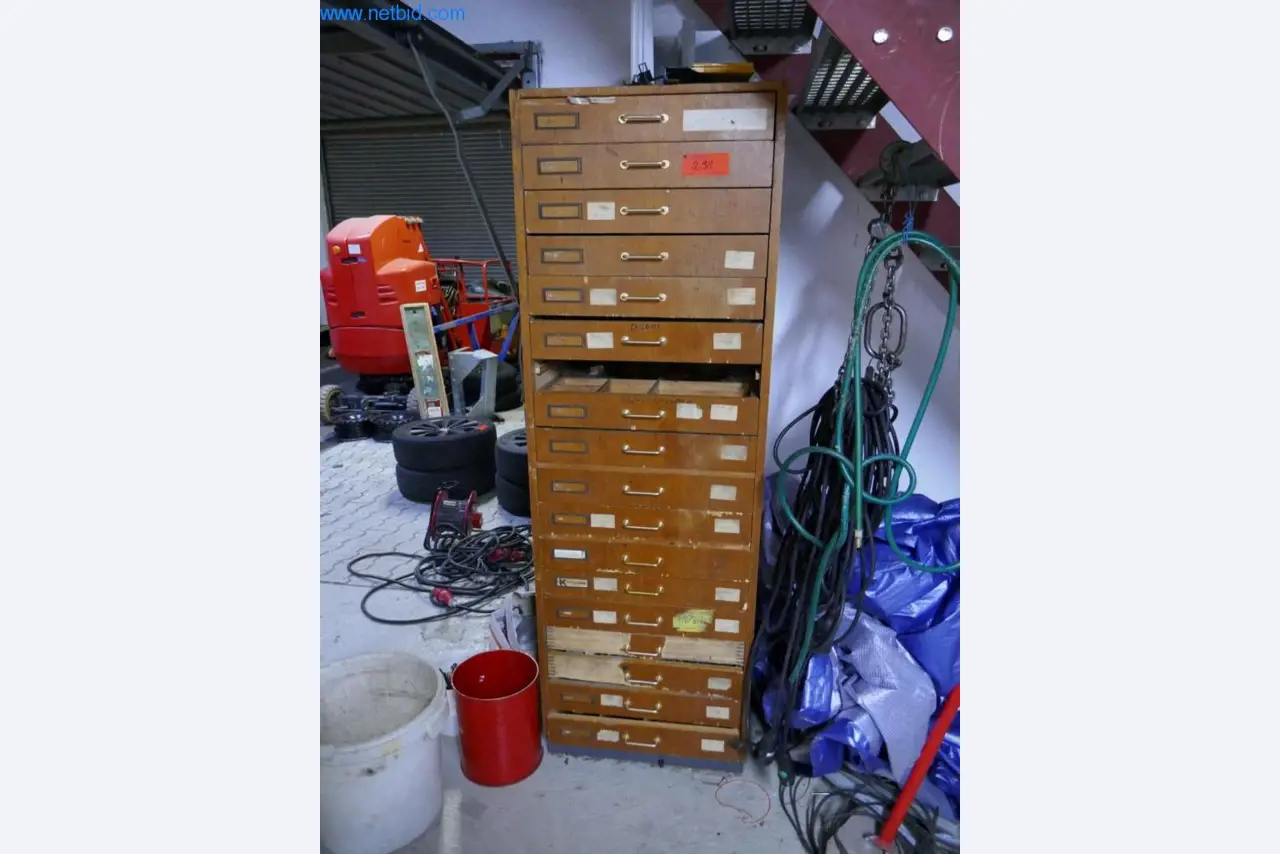 Tiskařské a třídicí stroje-1