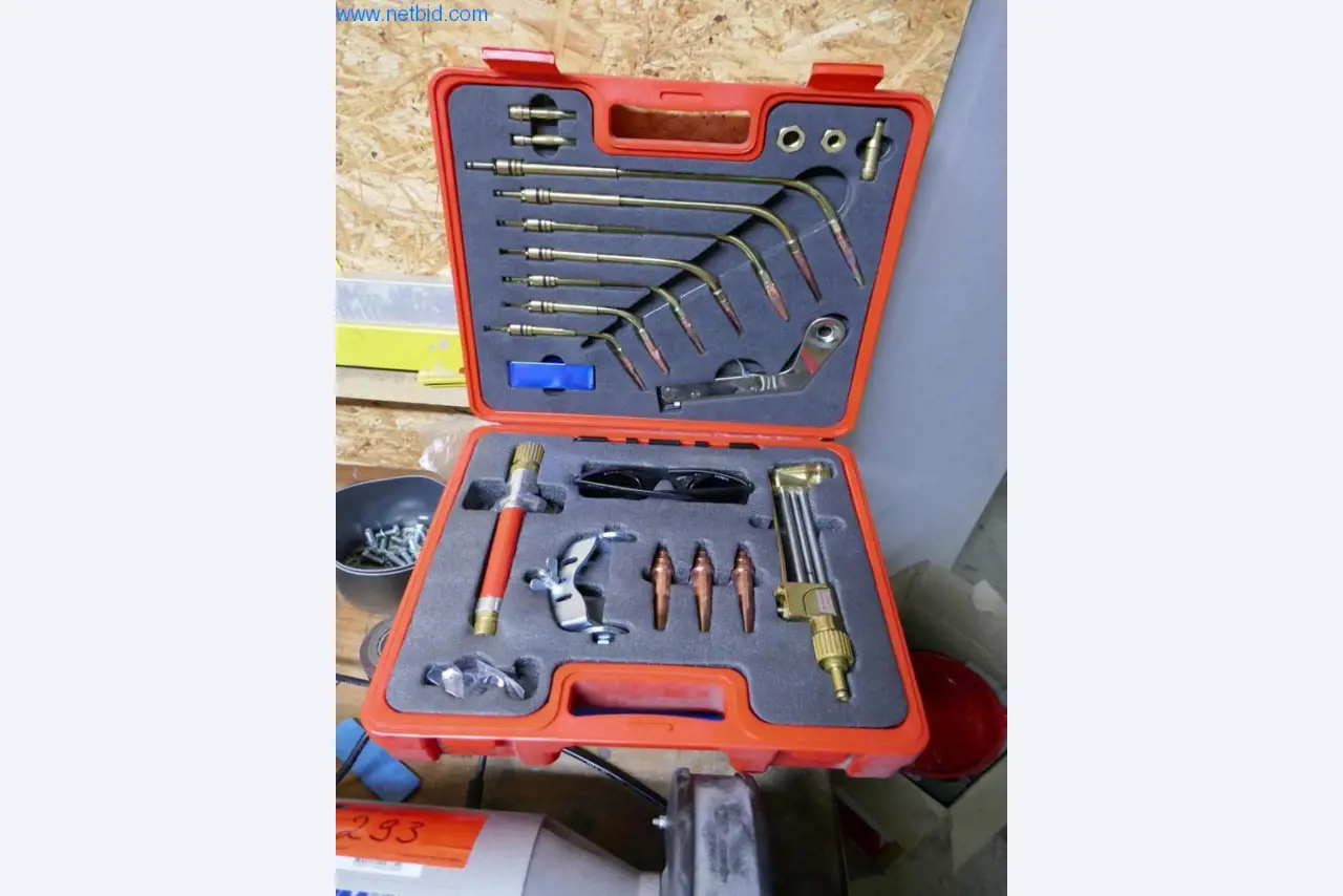 Tiskařské a třídicí stroje-1