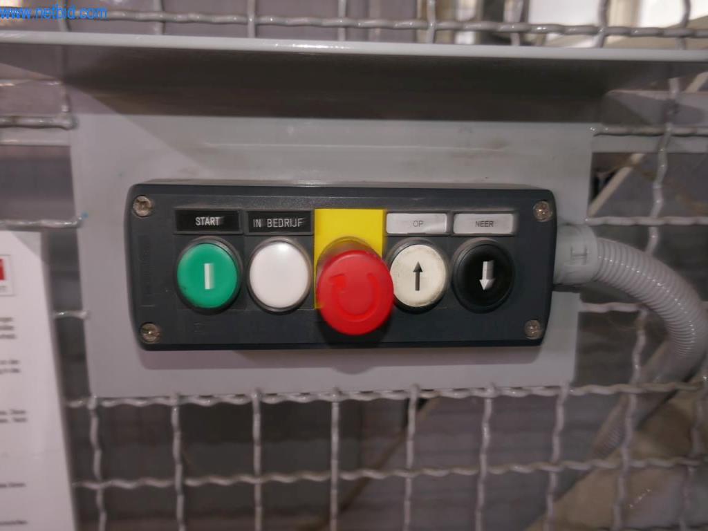 Maschinen aus dem Bereich Drucken und Sortieren-3