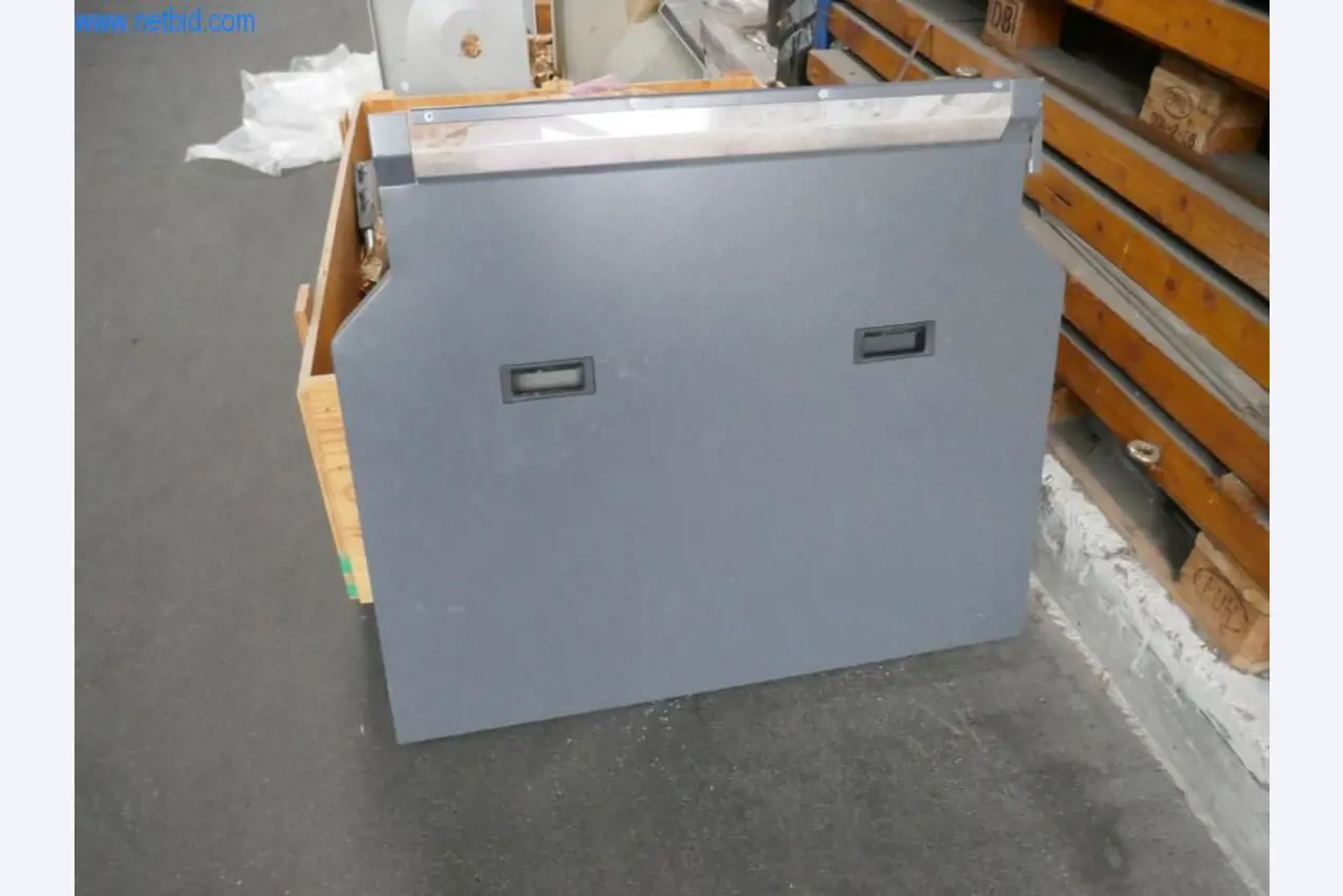 Maschinen aus dem Bereich Drucken und Sortieren-4