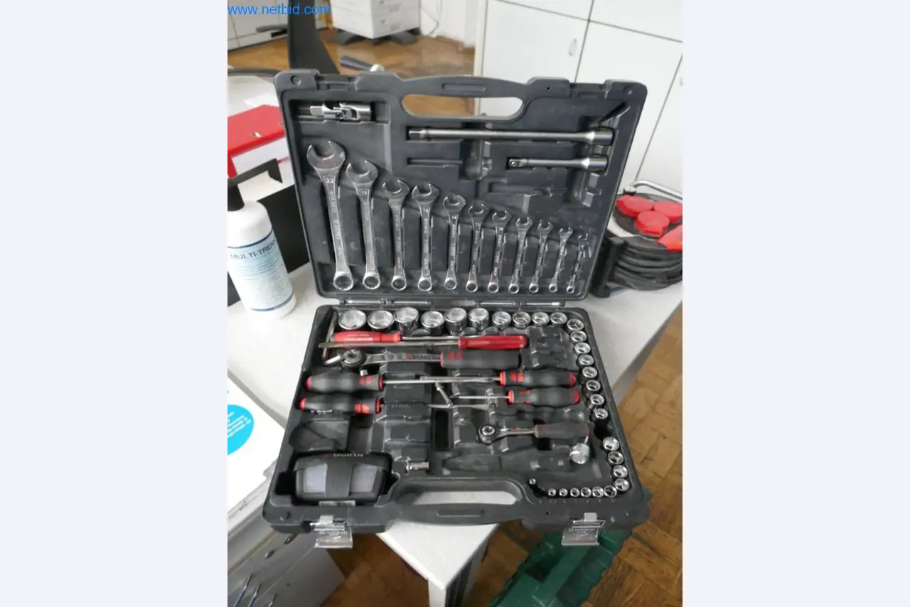 Maschinen aus dem Bereich Drucken und Sortieren-1