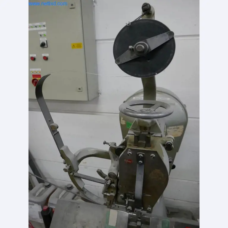 Tiskařské a třídicí stroje-2