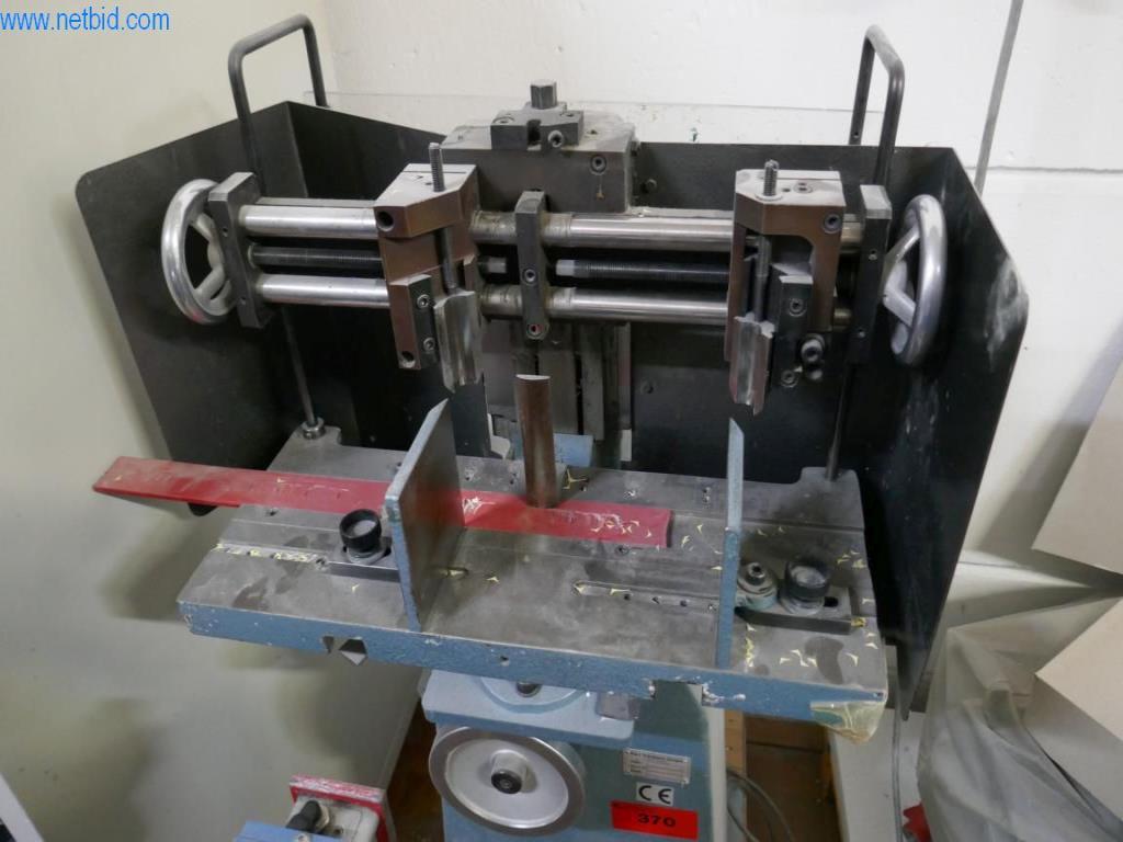 Tiskařské a třídicí stroje-2