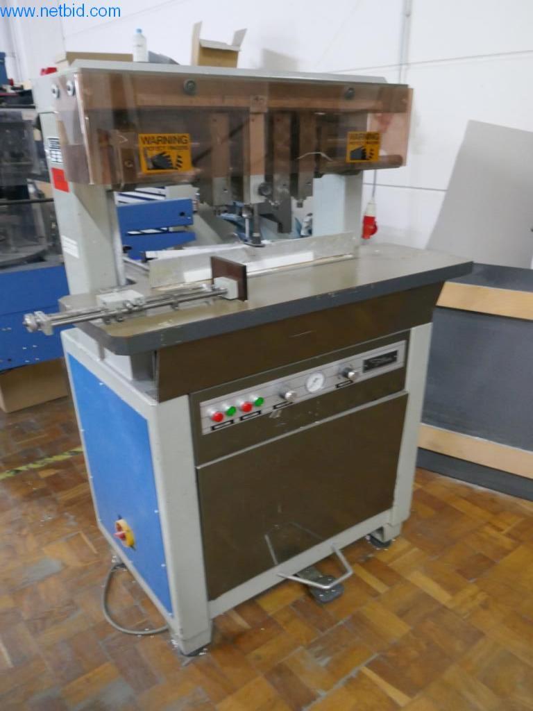 Tiskařské a třídicí stroje-1