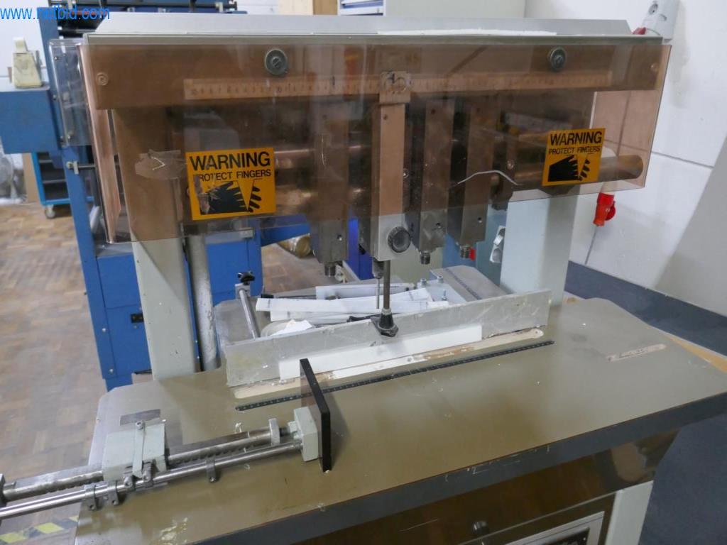 Tiskařské a třídicí stroje-2