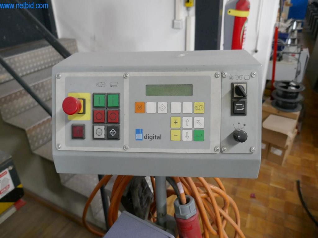 Tiskařské a třídicí stroje-2