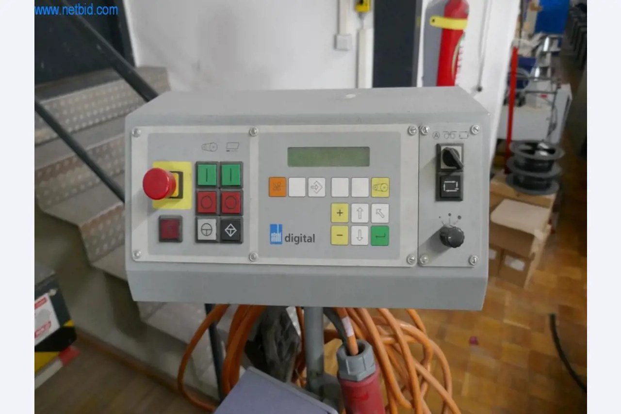 Maschinen aus dem Bereich Drucken und Sortieren-2