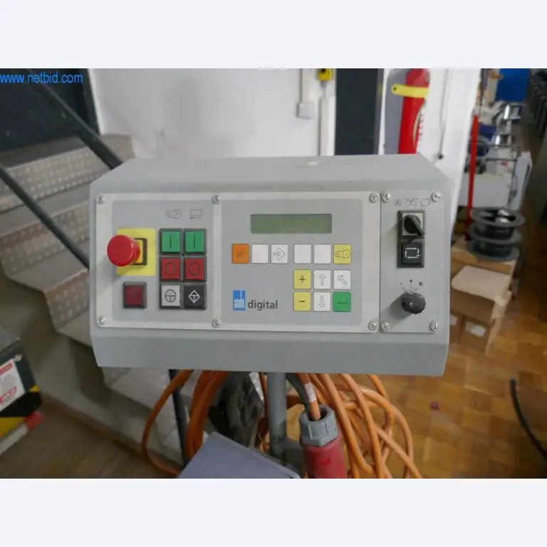 Maschinen aus dem Bereich Drucken und Sortieren-2