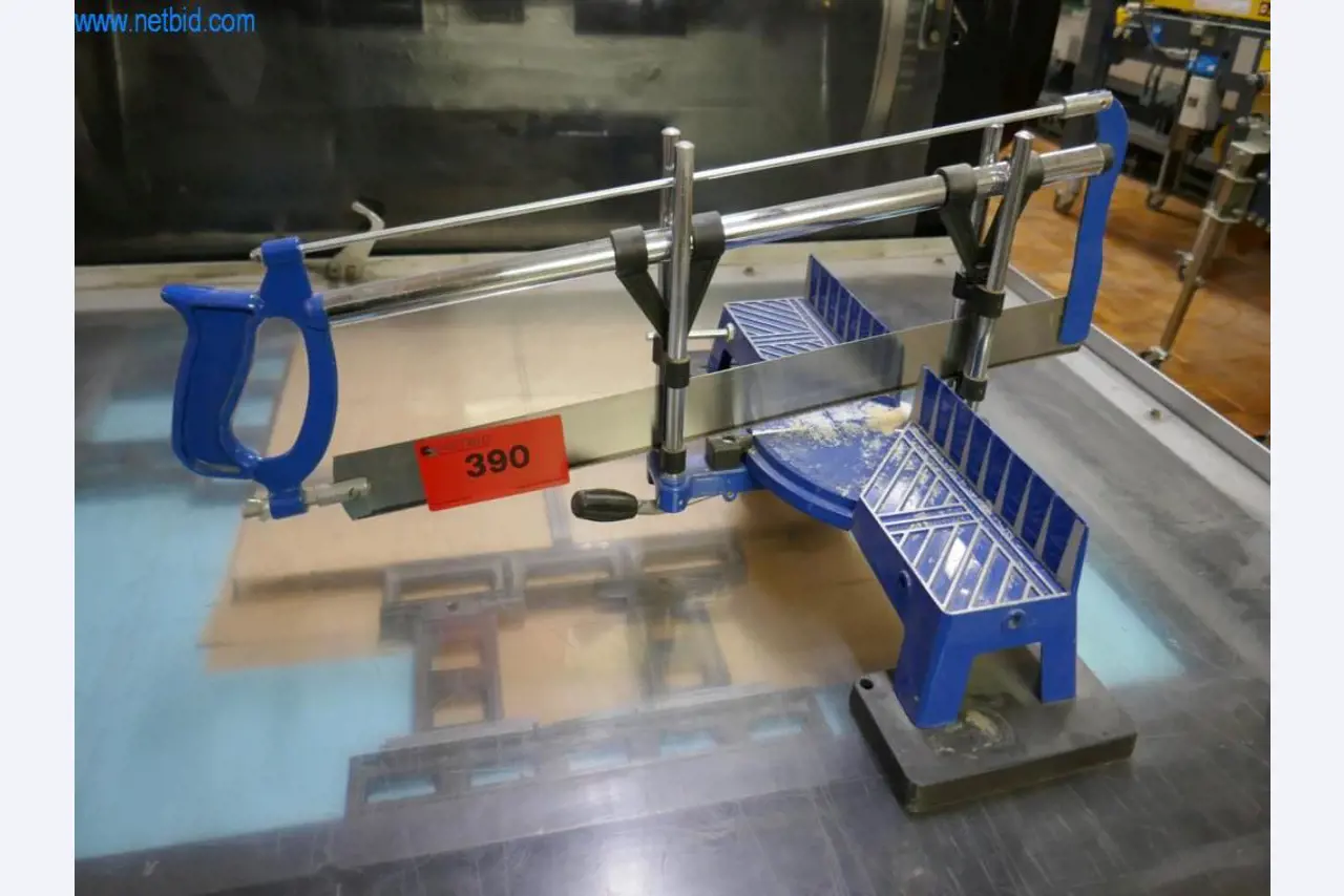 Maschinen aus dem Bereich Drucken und Sortieren-1