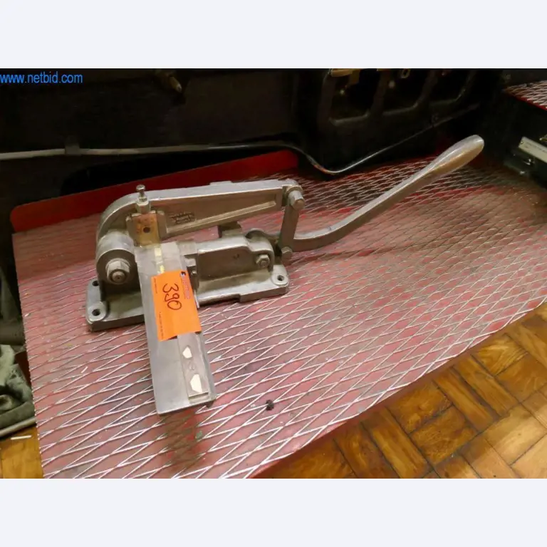 Maschinen aus dem Bereich Drucken und Sortieren-2