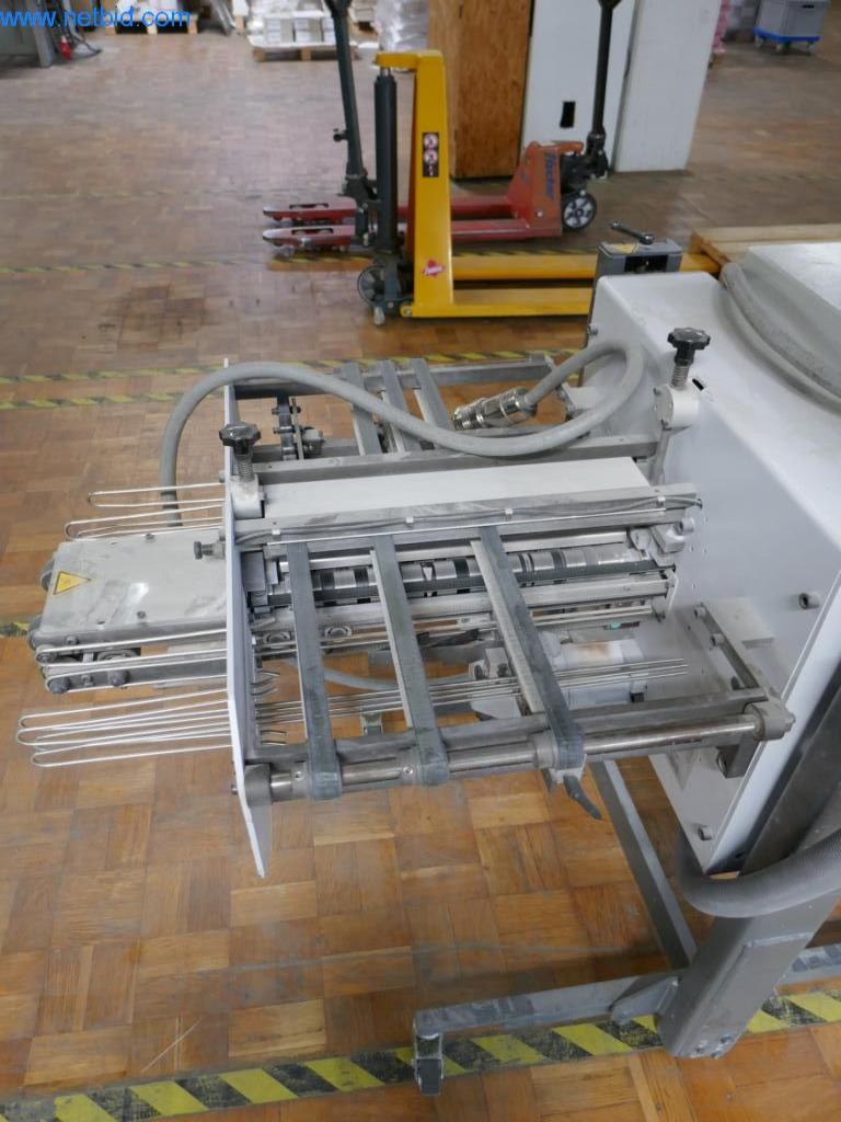 Tiskařské a třídicí stroje-3
