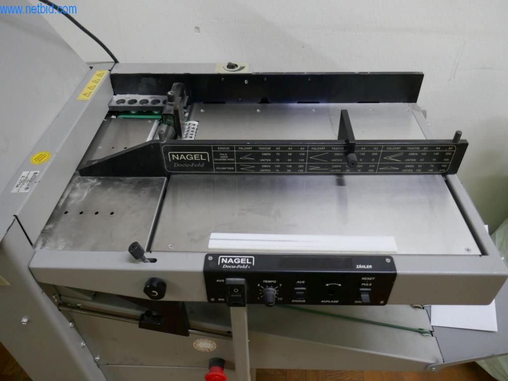 Tiskařské a třídicí stroje-2