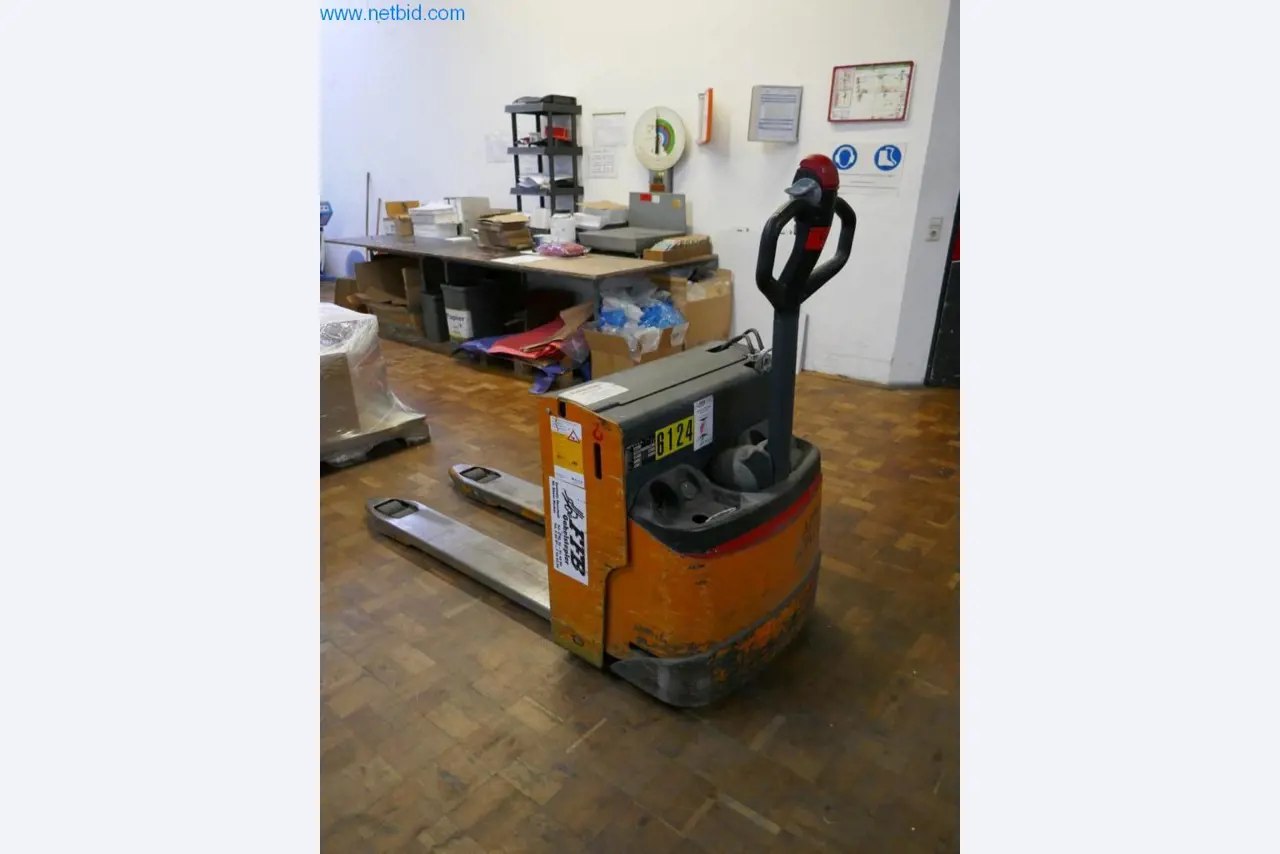 Tiskařské a třídicí stroje-1