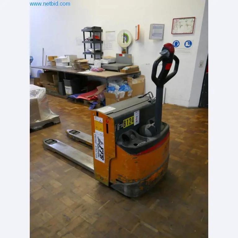 Tiskařské a třídicí stroje-1