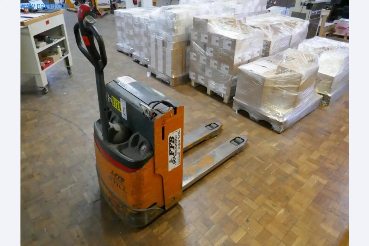 Tiskařské a třídicí stroje-2