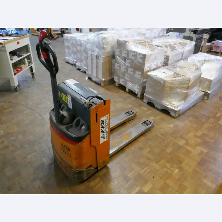 Tiskařské a třídicí stroje-2