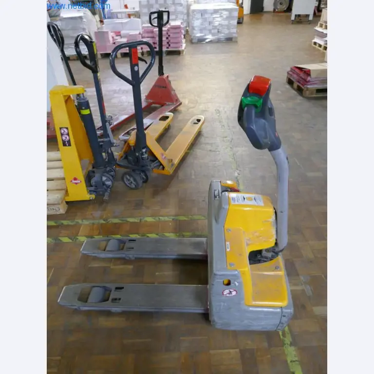 Maschinen aus dem Bereich Drucken und Sortieren-1