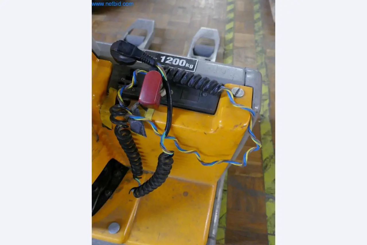 Maschinen aus dem Bereich Drucken und Sortieren-5