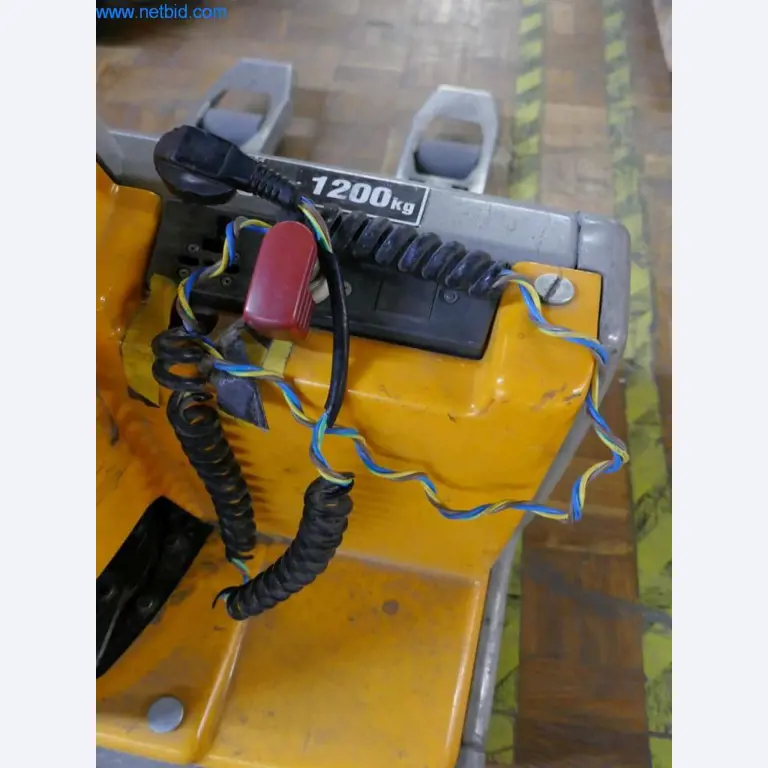 Maschinen aus dem Bereich Drucken und Sortieren-5