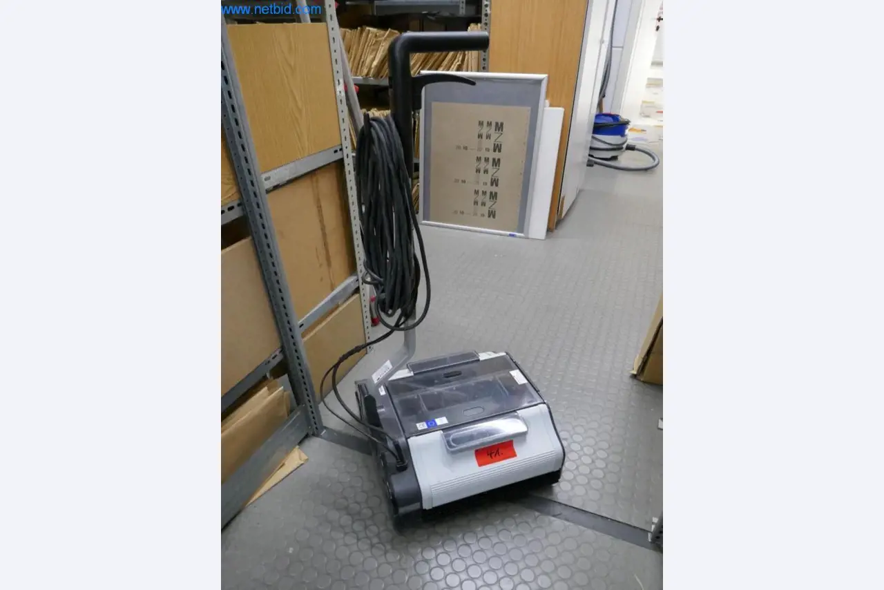 Tiskařské a třídicí stroje-1