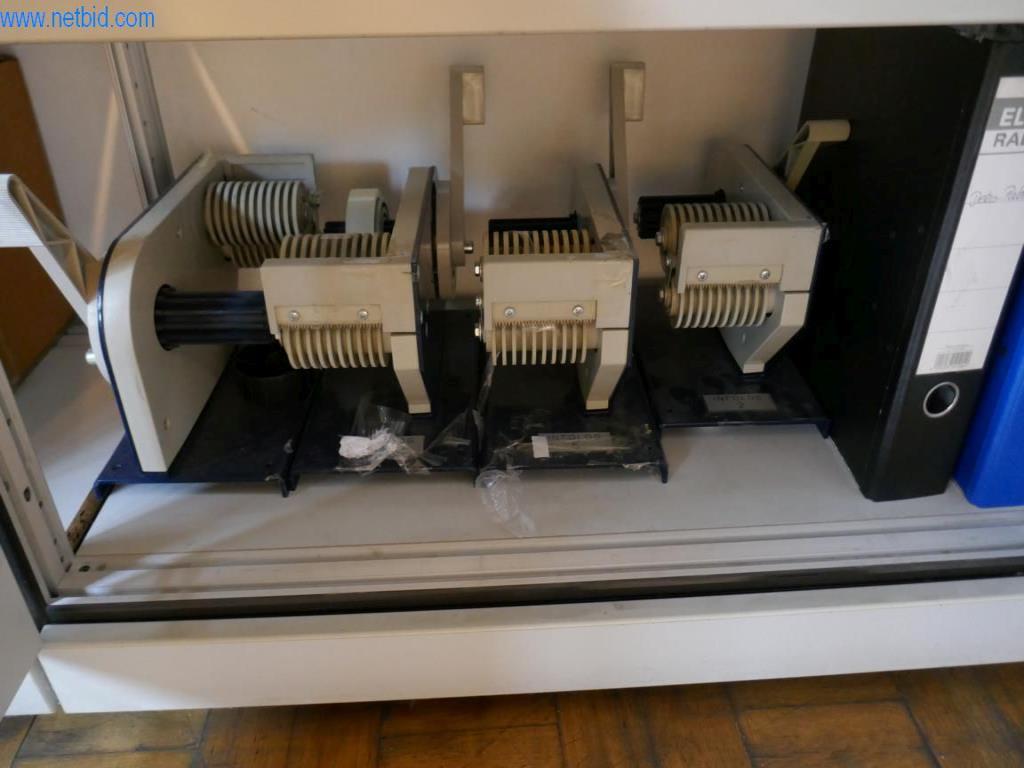 Maschinen aus dem Bereich Drucken und Sortieren-4