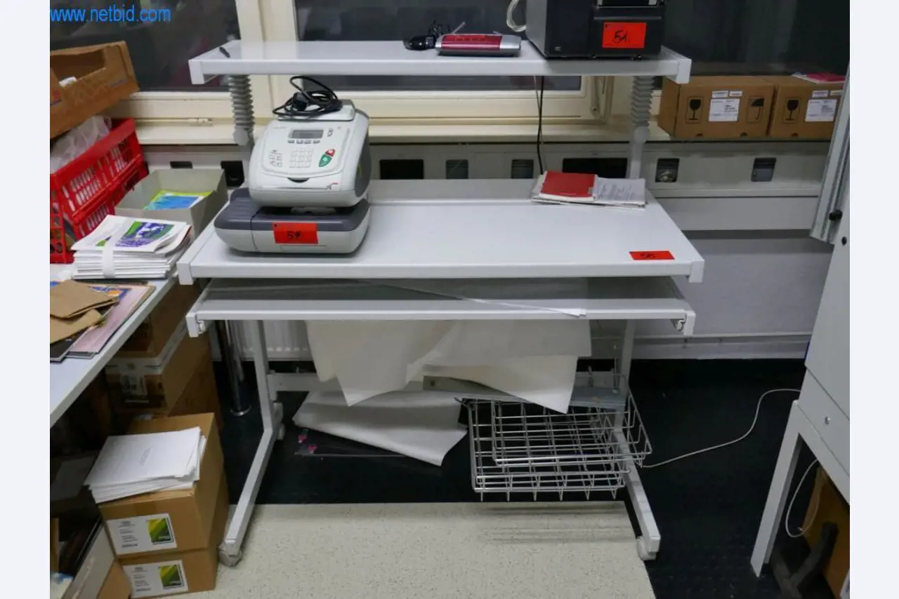 Tiskařské a třídicí stroje-1