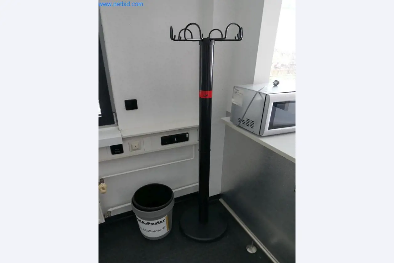 Maschinen aus dem Bereich Drucken und Sortieren-4