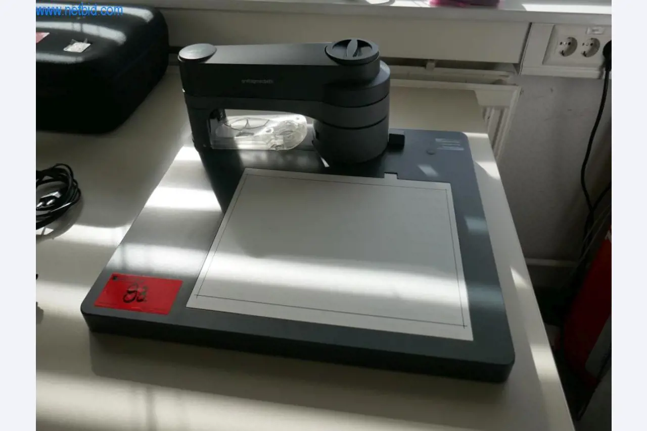 Maschinen aus dem Bereich Drucken und Sortieren-1