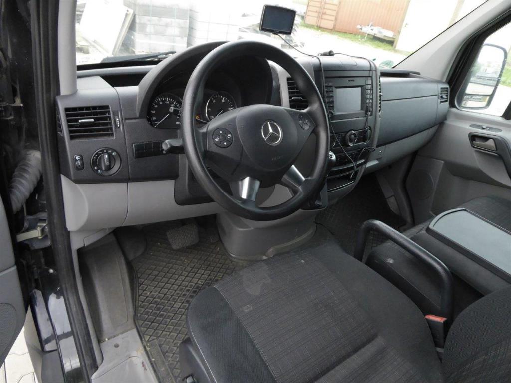 Tiskařské a třídicí stroje-10