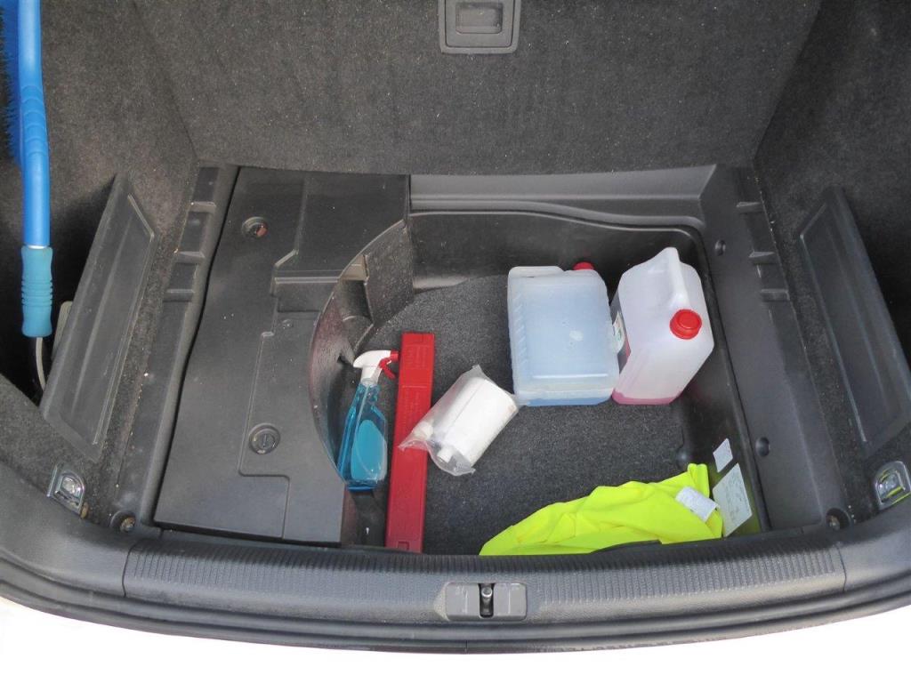 Tiskařské a třídicí stroje-16