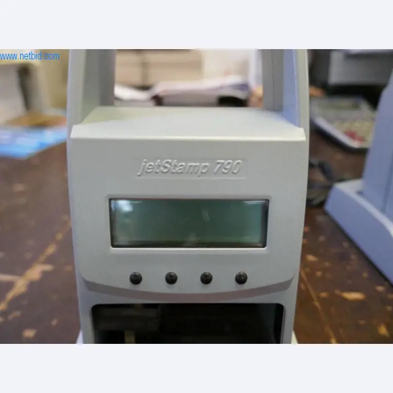 Tiskařské a třídicí stroje-2