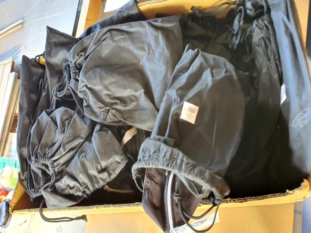 Tornistry i przybory szkolne-13