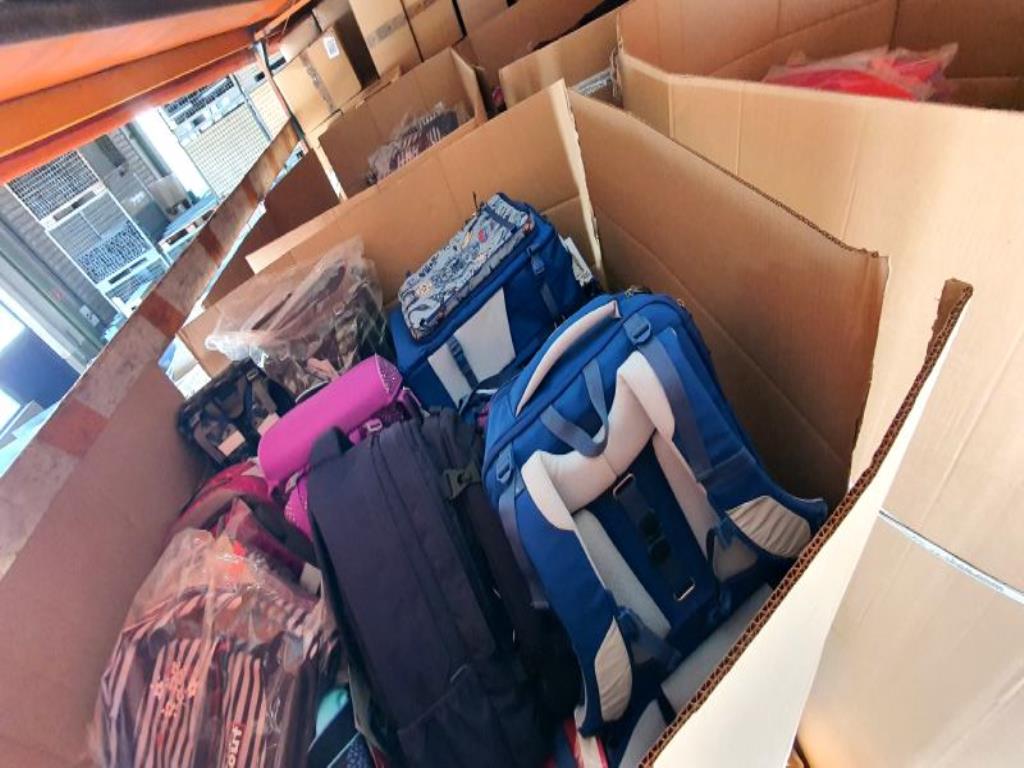 Tornistry i przybory szkolne-22