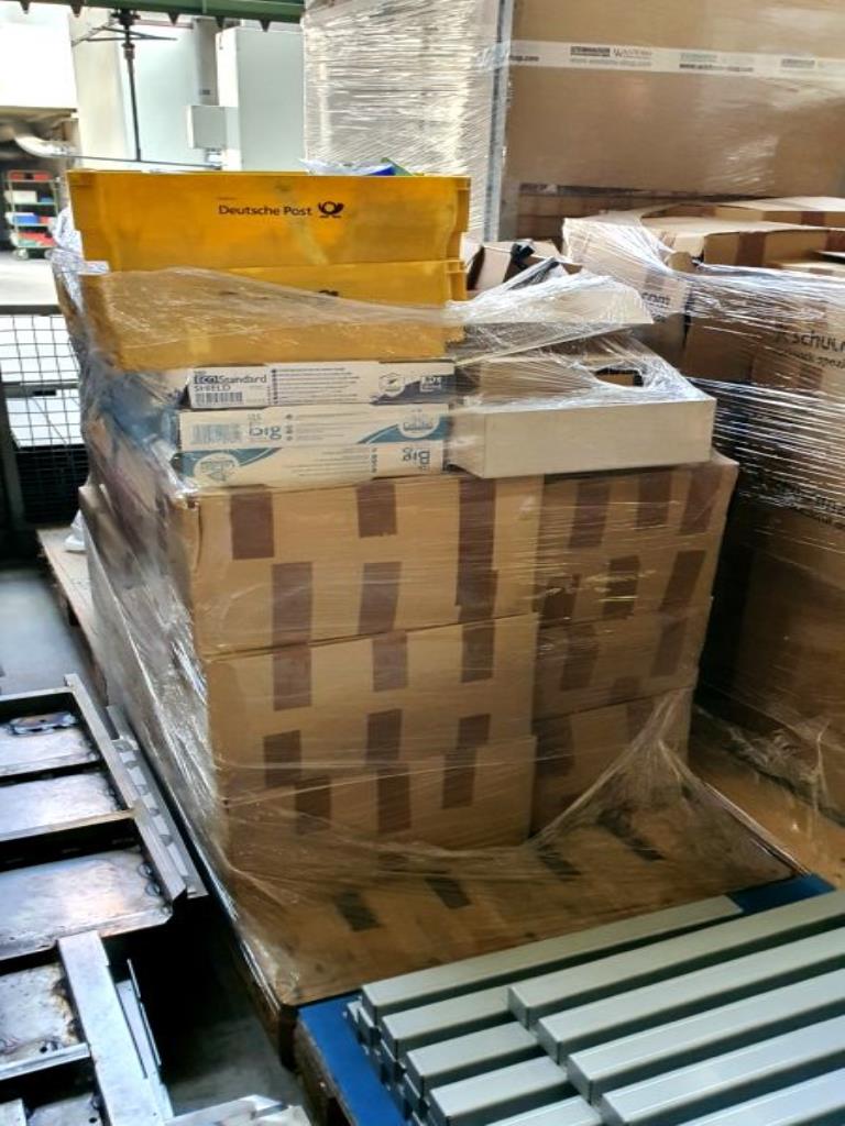 Tornistry i przybory szkolne-25